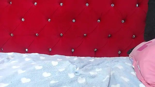 Ariasmithog online show from January 14, 7:45 am