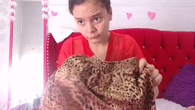 Ariasmithog online show from December 2, 4:52 pm