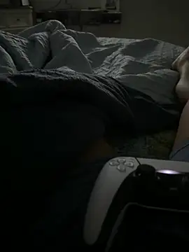 Snapshot of tommyfuckgood chatting on February 4, 4:15 am tommyfuckgood online show from February 4, 4:15 am