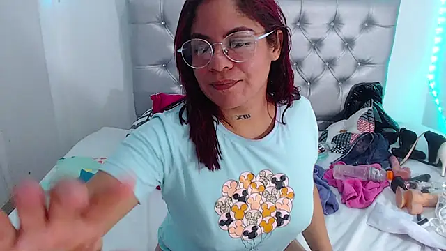 Snapshot of hornny_cougar chatting on March 18, 6:17 am hornny cougar online show from March 18, 6:17 am
