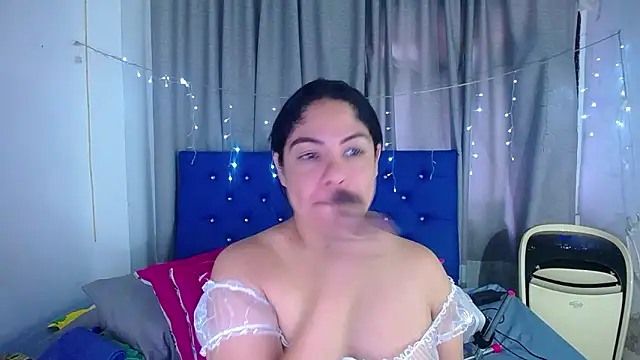 hornny cougar online show from March 19, 8:31 pm