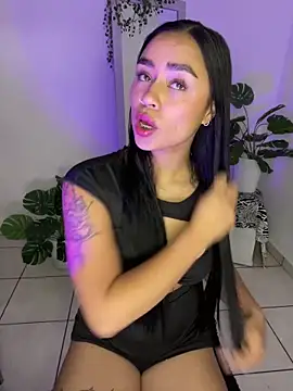 meli ortiz  online show from March 5, 3:52 pm