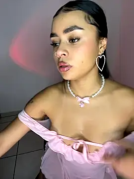 Snapshot of meli_ortiz_ chatting on September 25, 3:51 pm meli ortiz online show from September 25, 3:51 pm