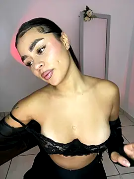 Snapshot of meli_ortiz_ chatting on October 21, 4:06 pm meli ortiz online show from October 21, 4:06 pm