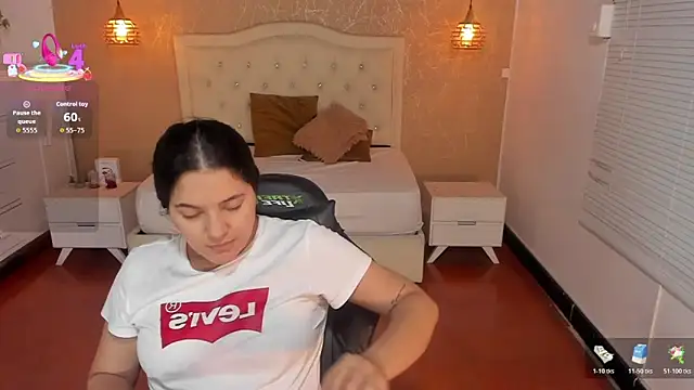 Hadley  online show from December 16, 3:11 am