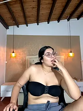 Hadley  online show from September 13, 3:17 am