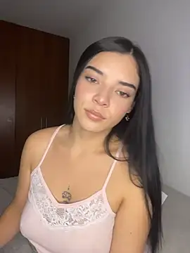 Snapshot of eileensophi chatting on July 19, 2:53 am eileensophi online show from July 19, 2:53 am