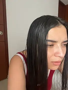 Snapshot of eileensophi chatting on January 17, 10:24 pm eileensophi online show from January 17, 10:24 pm