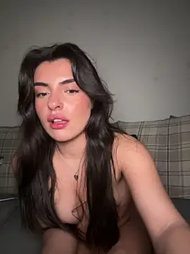 cute carly  online show from February 28, 10:28 pm