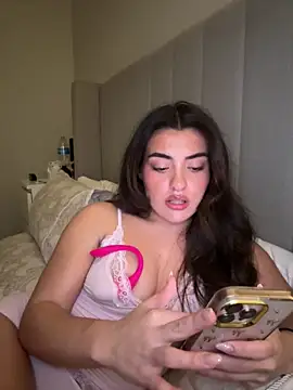 cute carly  online show from January 18, 7:06 pm