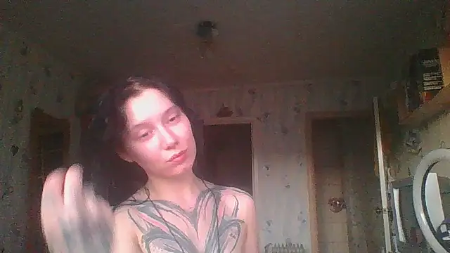 Snapshot of RussNocturnal chatting on June 11, 10:07 pm RussNocturnal online show from June 11, 10:07 pm