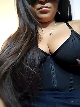 Snapshot of Pauilina_Simons chatting on January 29, 12:22 am Pauilina Simons online show from January 29, 12:22 am