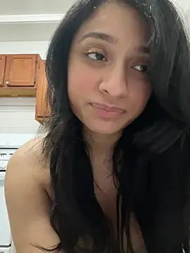 Snapshot of Cristinasunny chatting on June 11, 2:22 am Cristinasunny online show from June 11, 2:22 am