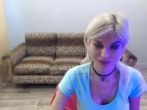 SexyBeatriice online show from September 20, 6:29 am