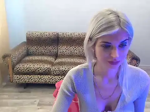 SexyBeatriice online show from November 2, 8:08 am