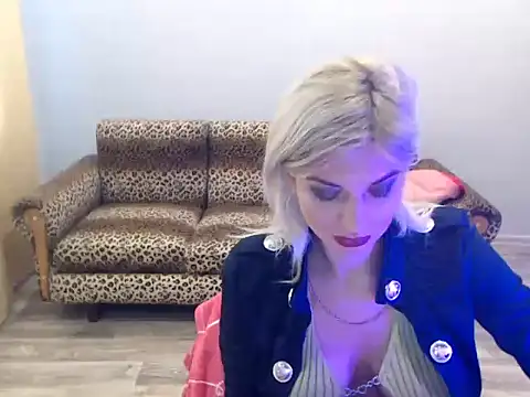 SexyBeatriice online show from November 9, 7:45 am