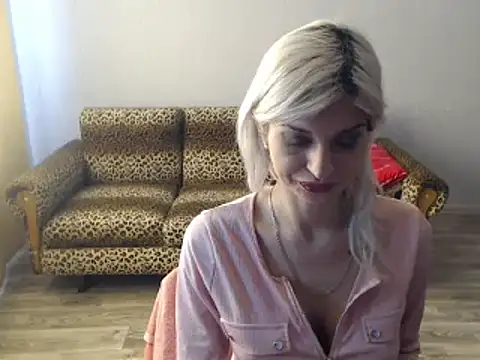 SexyBeatriice online show from March 21, 7:22 am