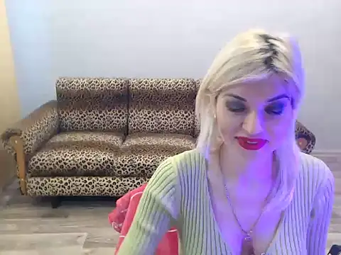 SexyBeatriice online show from January 10, 7:25 am