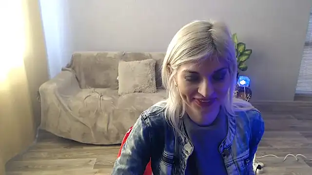 SexyBeatriice online show from February 1, 8:01 am