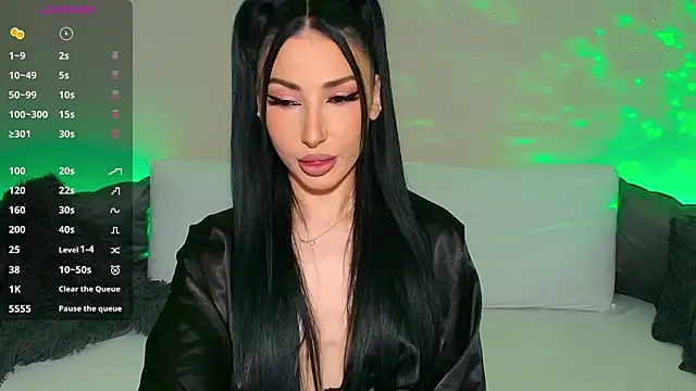 VickyBooXXX online show from June 19, 12:49 am