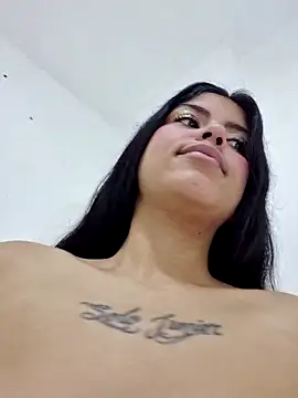 Angela Sophie online show from December 19, 8:00 pm