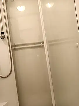 Eriic8888 online show from May 17, 3:12 pm