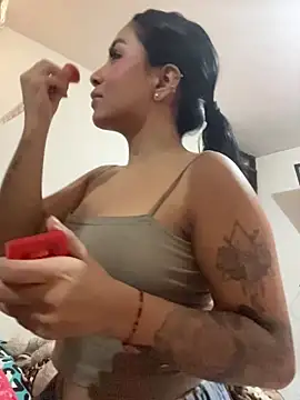 Estefy gomez09 online show from November 14, 7:06 pm