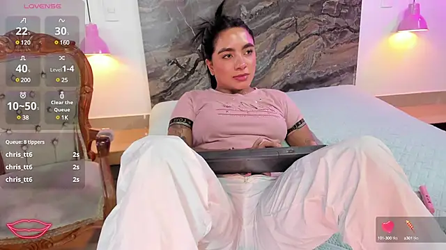 Snapshot of Estefy_gomez09 chatting on March 11, 9:34 am Estefy gomez09 online show from March 11, 9:34 am