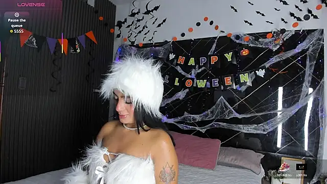 Estefy gomez09 online show from November 1, 5:14 am