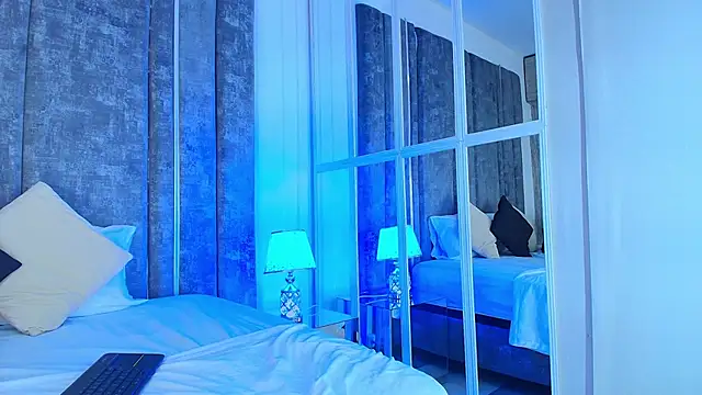 AliDiaz  online show from February 27, 7:24 pm