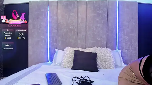 AliDiaz  online show from May 2, 6:46 pm