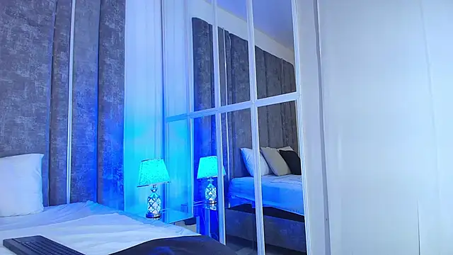 AliDiaz  online show from February 26, 7:14 pm