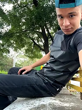 arevalo1124 online show from October 16, 9:45 pm