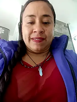Snapshot of kamila_lovee chatting on September 30, 5:52 pm kamila lovee online show from September 30, 5:52 pm