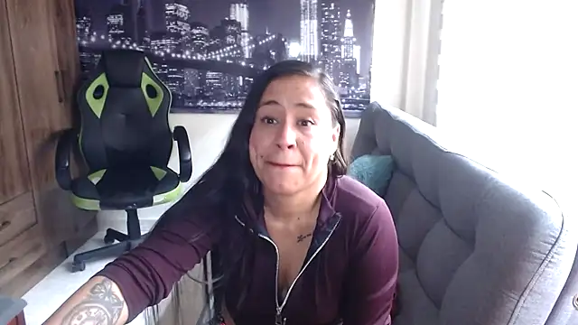 kamila lovee online show from November 21, 7:35 pm