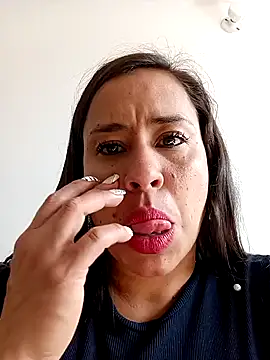 Snapshot of kamila_lovee chatting on March 22, 8:26 pm kamila lovee online show from March 22, 8:26 pm