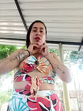 Snapshot of kamila_lovee chatting on October 13, 7:15 pm kamila lovee online show from October 13, 7:15 pm