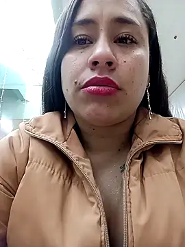 kamila lovee online show from November 24, 7:47 pm