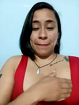 Snapshot of kamila_lovee chatting on October 3, 3:52 am kamila lovee online show from October 3, 3:52 am