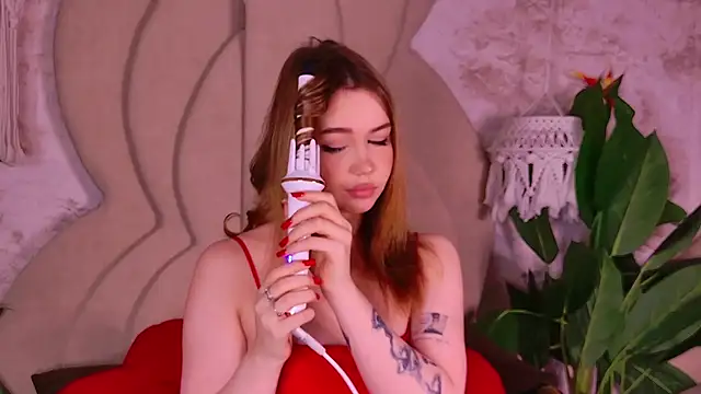 EvansLover online show from September 17, 8:44 pm