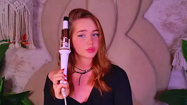 EvansLover online show from September 20, 8:47 pm