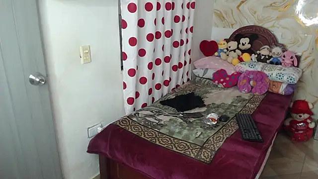 kendall morry online show from February 13, 5:51 am