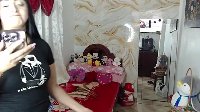 kendall morry online show from April 19, 1:39 am