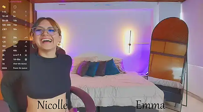  Emma11 online show from March 18, 7:44 pm