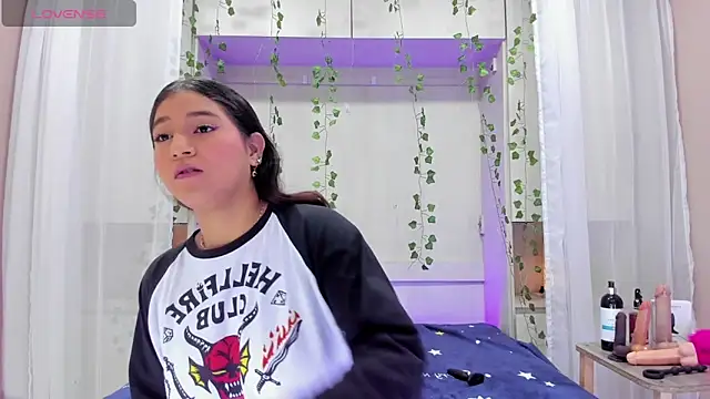 CandyyMaria online show from March 12, 8:02 pm