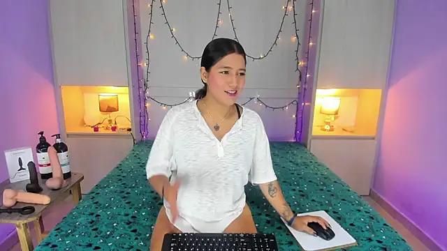 CandyyMaria online show from November 14, 3:05 pm