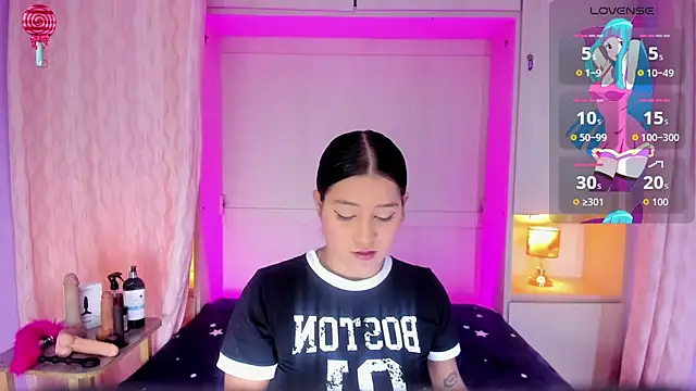 Snapshot of CandyyMaria chatting on May 21, 7:44 pm CandyyMaria online show from May 21, 7:44 pm