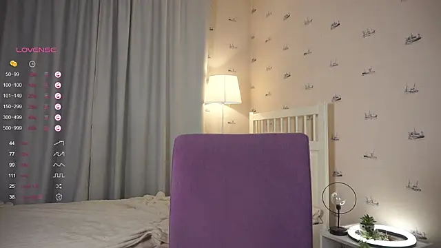 Snapshot of OdetteAven chatting on March 6, 1:14 pm OdetteAven online show from March 6, 1:14 pm