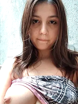 Maiden-Hot online show from June 7, 9:53 pm