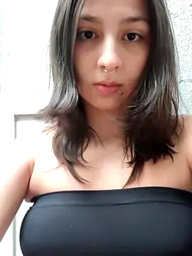 Maiden-Hot online show from March 18, 8:10 pm